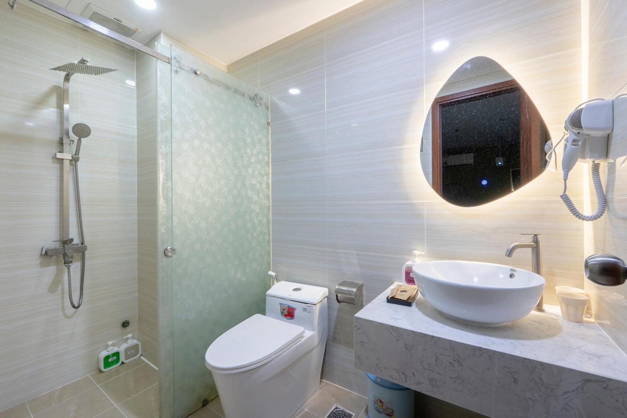 Amila Nguyen Hue Hotel By Sazi Ho Chi Minh City Exterior photo